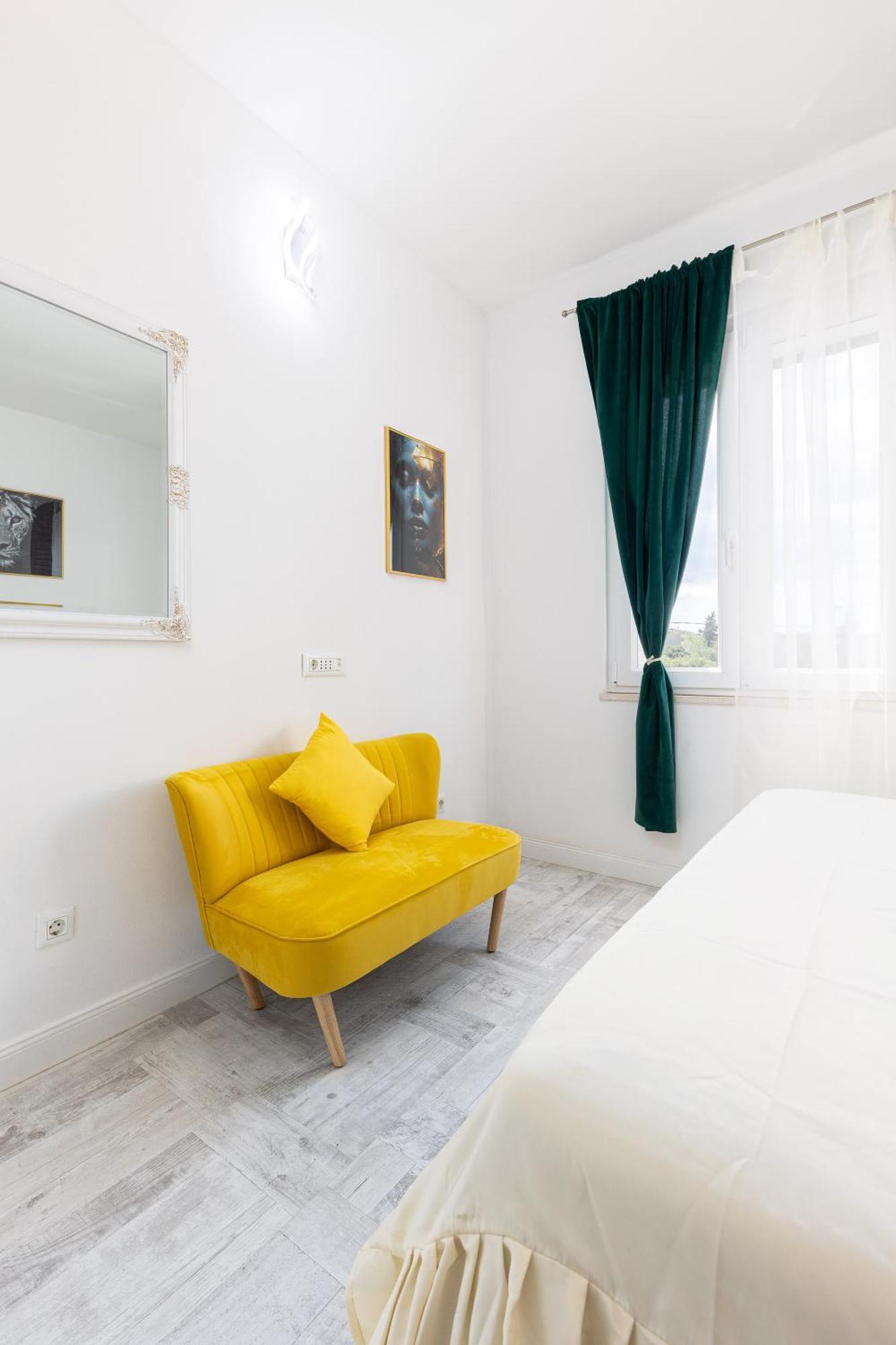 Lions Suites Split Exterior foto